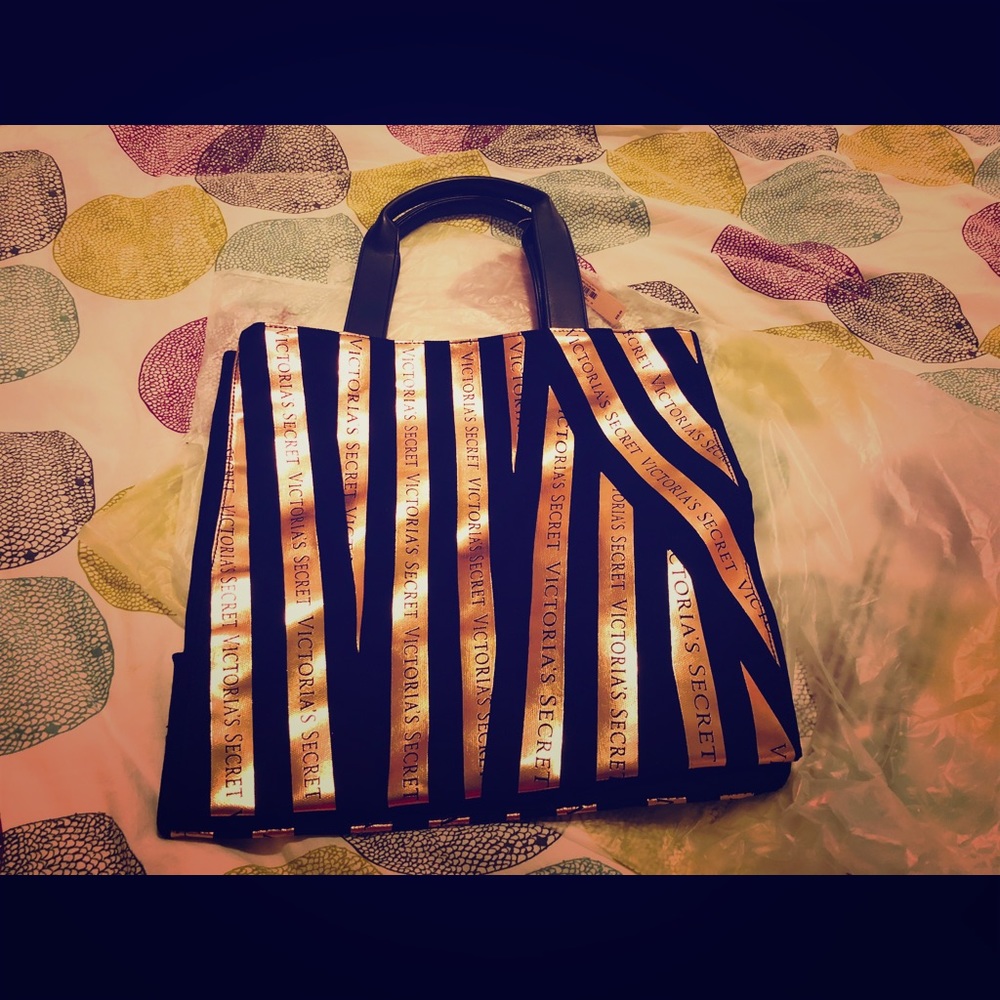 New Victoria secret bag